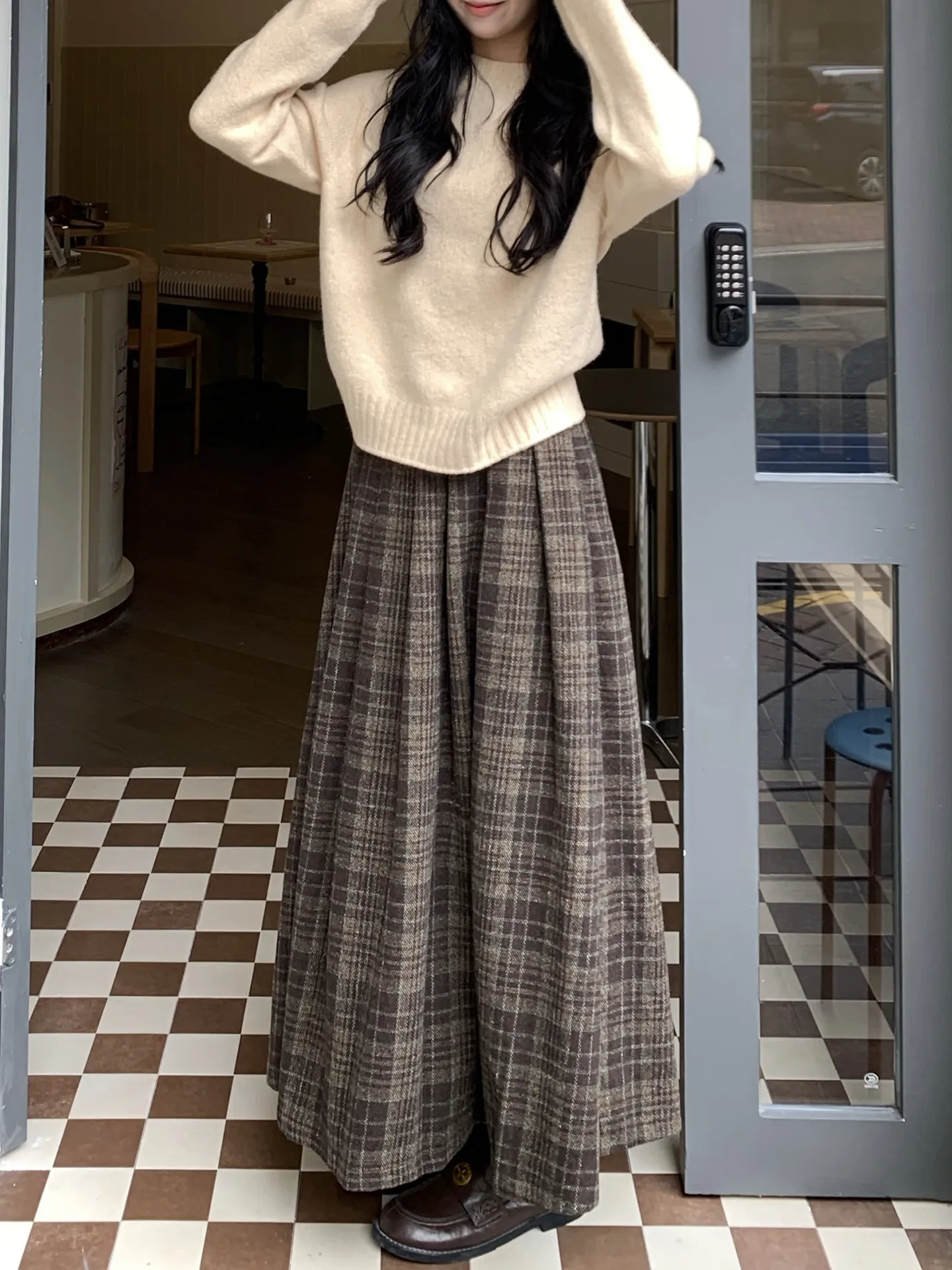 Women's Winter Woolen Plaid Skirts 2026 New Elastic High Waist Umbrella Skirt Female Medium-long Thick A-line Skirts U537