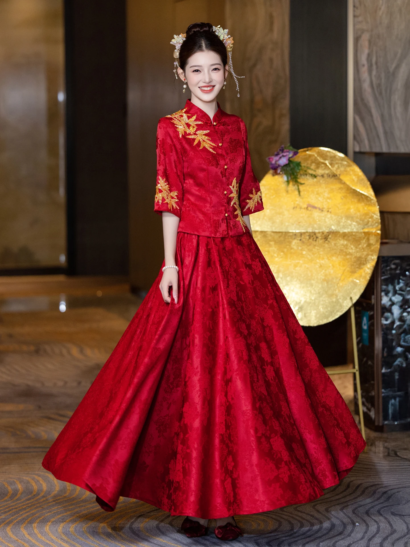 

Красное вино: Новое китайское свадебное платье для женщин, роскошный халат для церемонии помолвки, индивидуальный утренний халат для возвращения домой