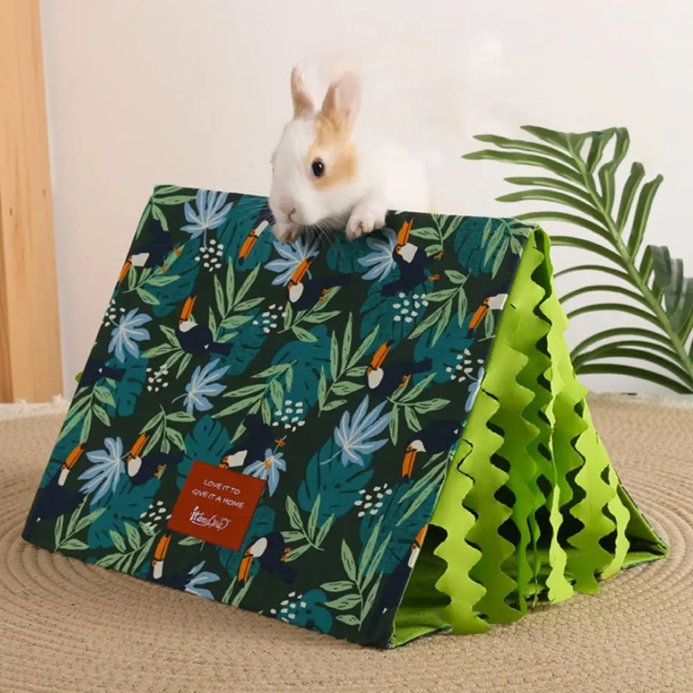 

Cartoon Hamster Hiding House Parrot Pattern Breathable Hamster Triangle Tunnel with Tassel Hamster Tent Guinea Pig Nest Summer