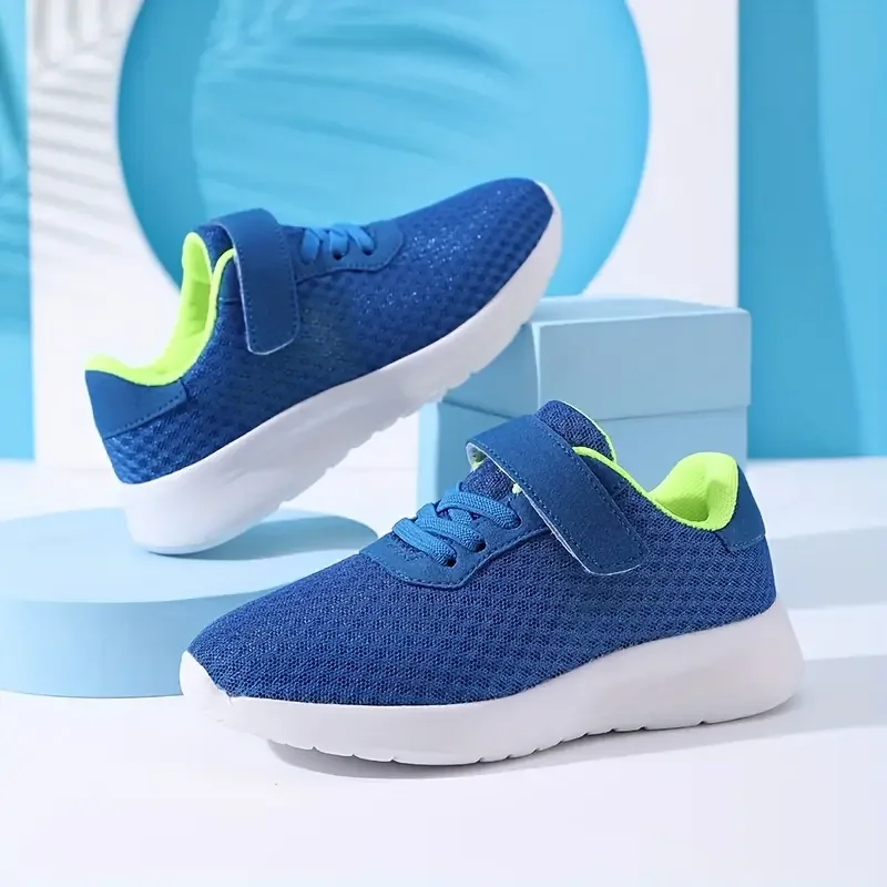 Детская обувь нового стиля для мальчиков и девочек, сверхлегкие и дышащие кроссовки с сеткой.