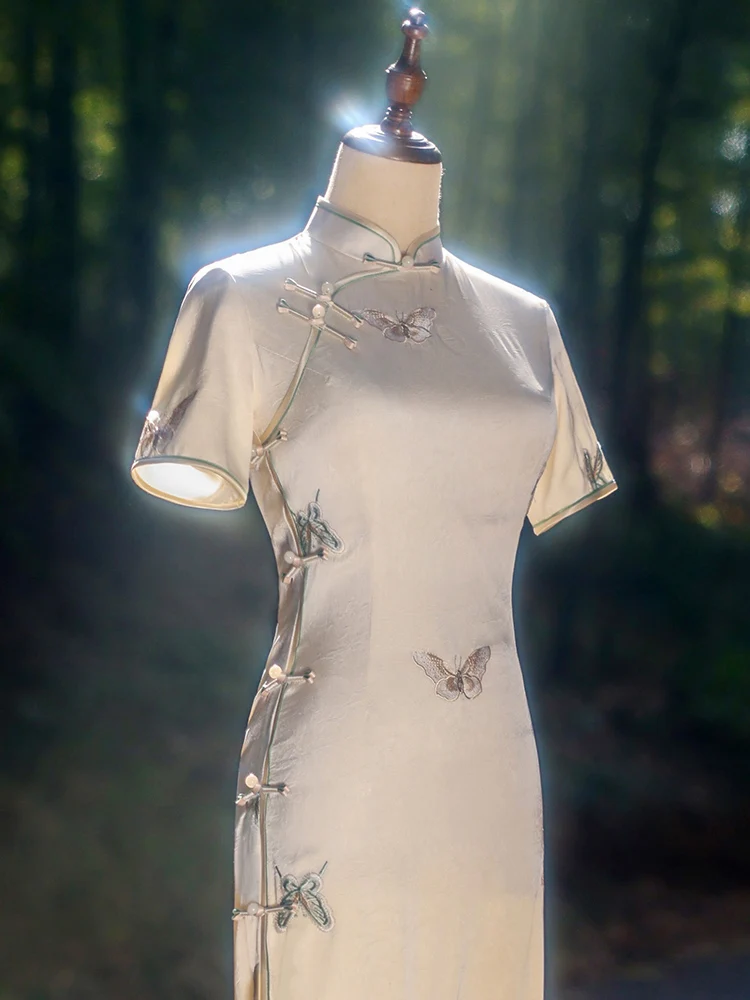 

Новое улучшенное китайское платье-ципао с коротким рукавом, красивое, индивидуальное, для похудения, для повседневной носки, из полиэстера.