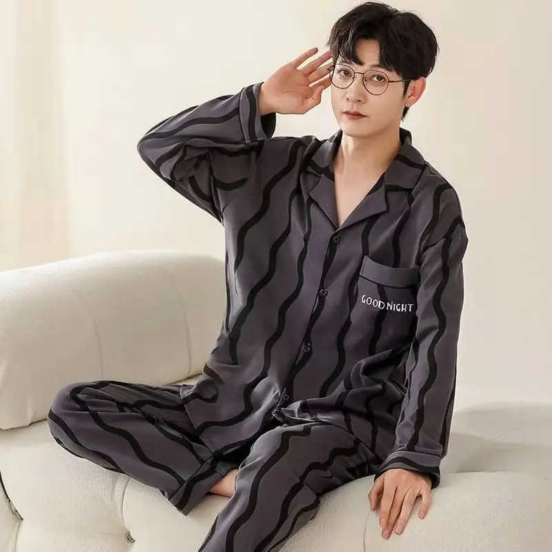 Pijamas casuales para hombres, pantalones largos versátiles casuales de primavera y otoño, mangas largas, cárdigan de solapa simple, conjunto cómodo de ropa para el hogar