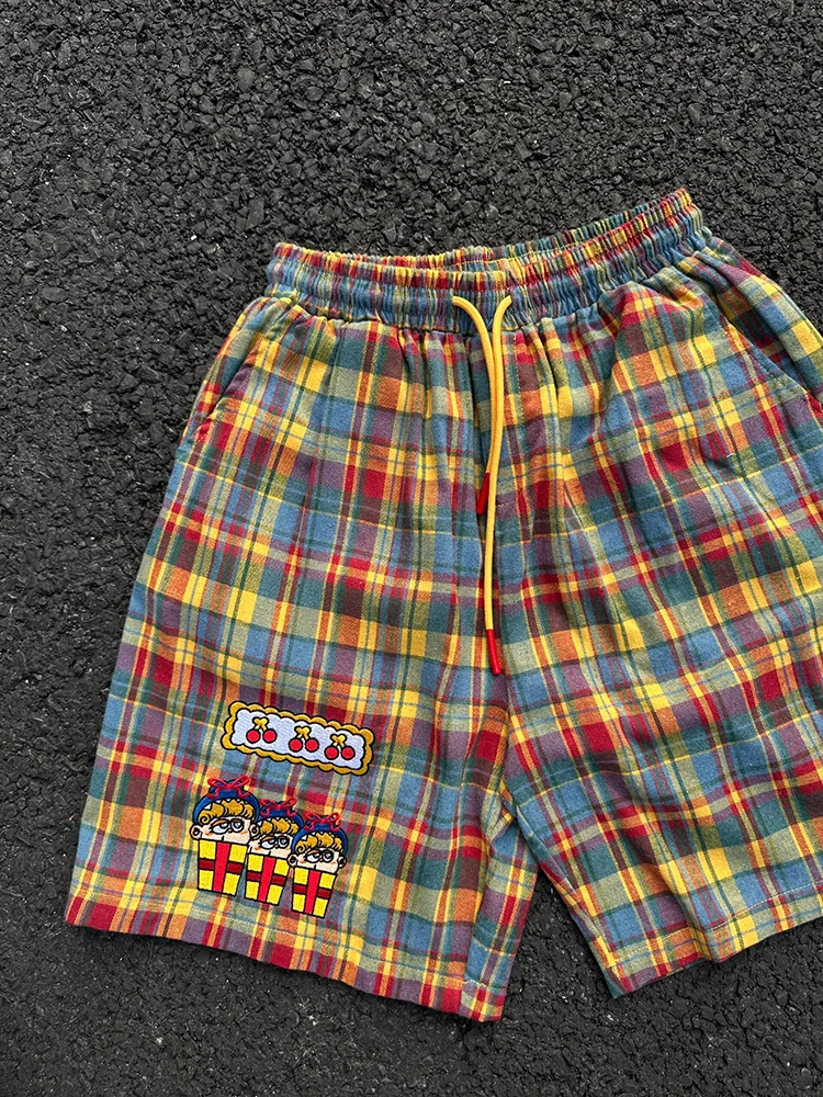 

Dopne Cartoon Embroidered Plaid orts Men's Summer Holiday Lightweight Beach Pants Trendy American Five-Quarter Pants