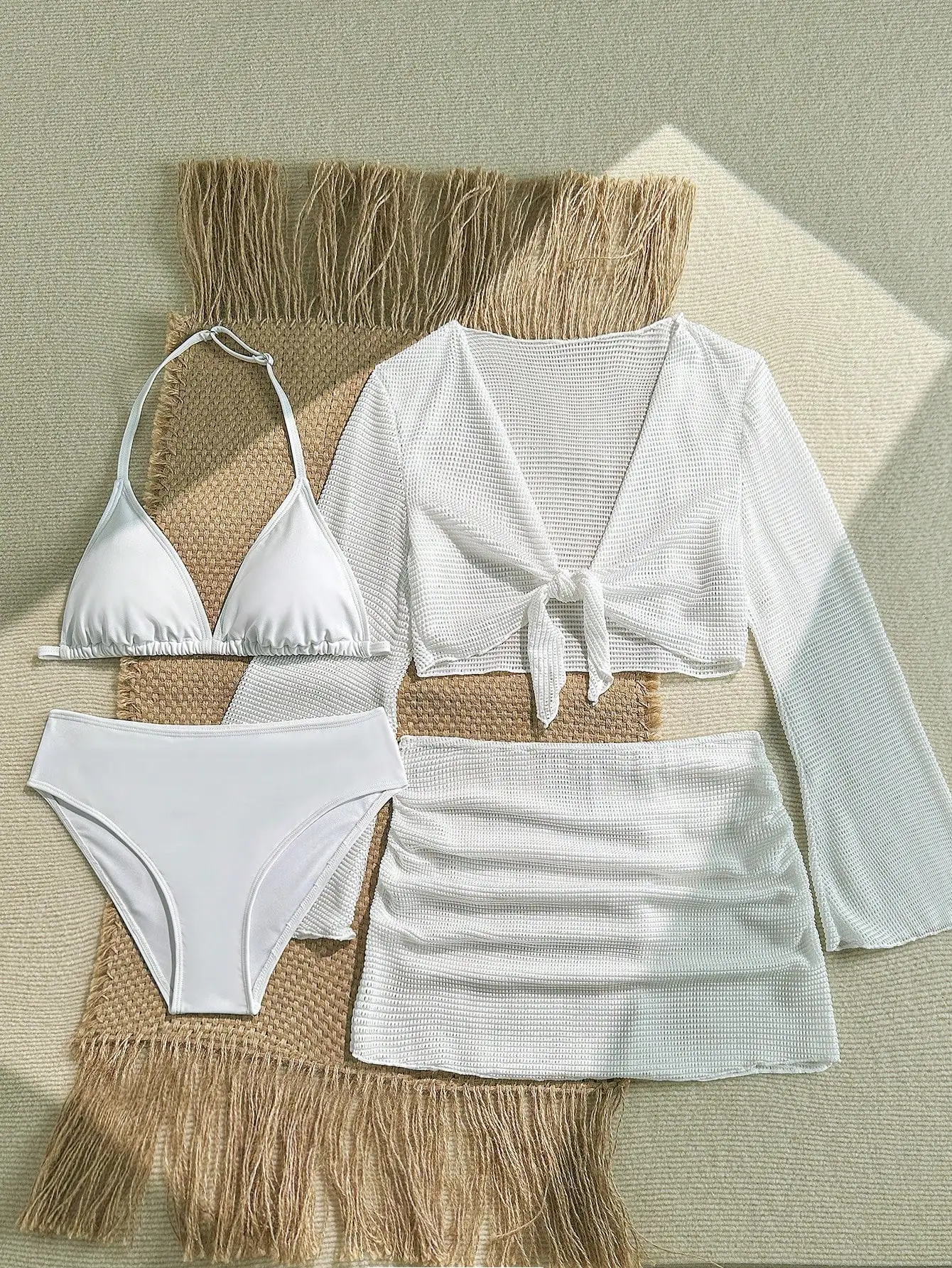 

Белый комплект бикини из 4 предметов с накидкой и юбкой для пляжного отдыха
