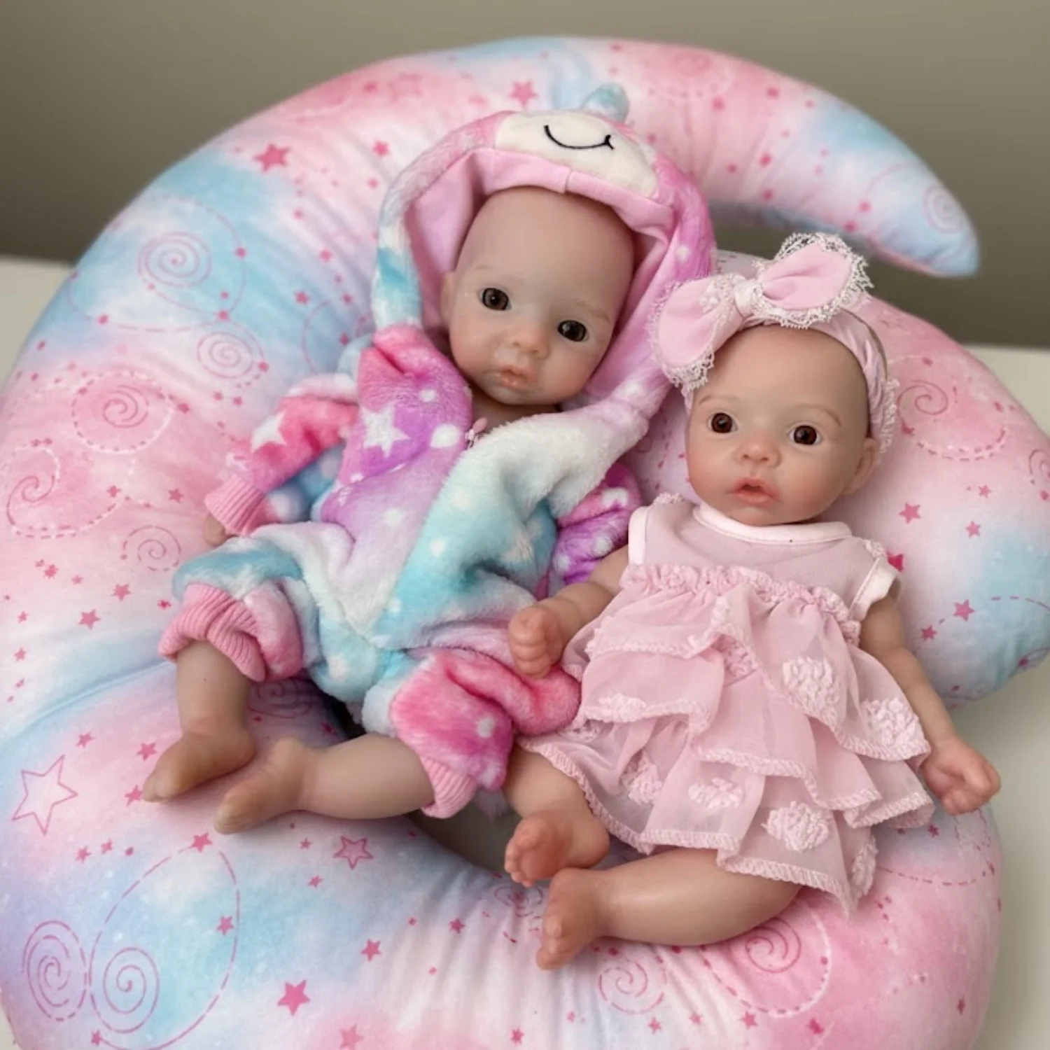 

Кукла AnjoDoll, 1 шт., 10 дюймов, реалистичная силиконовая кукла-реборн с открытым ртом, водонепроницаемая, мягкая, раскрашенная, реалистичная кукла-девочка для коллекционеров и в подарок