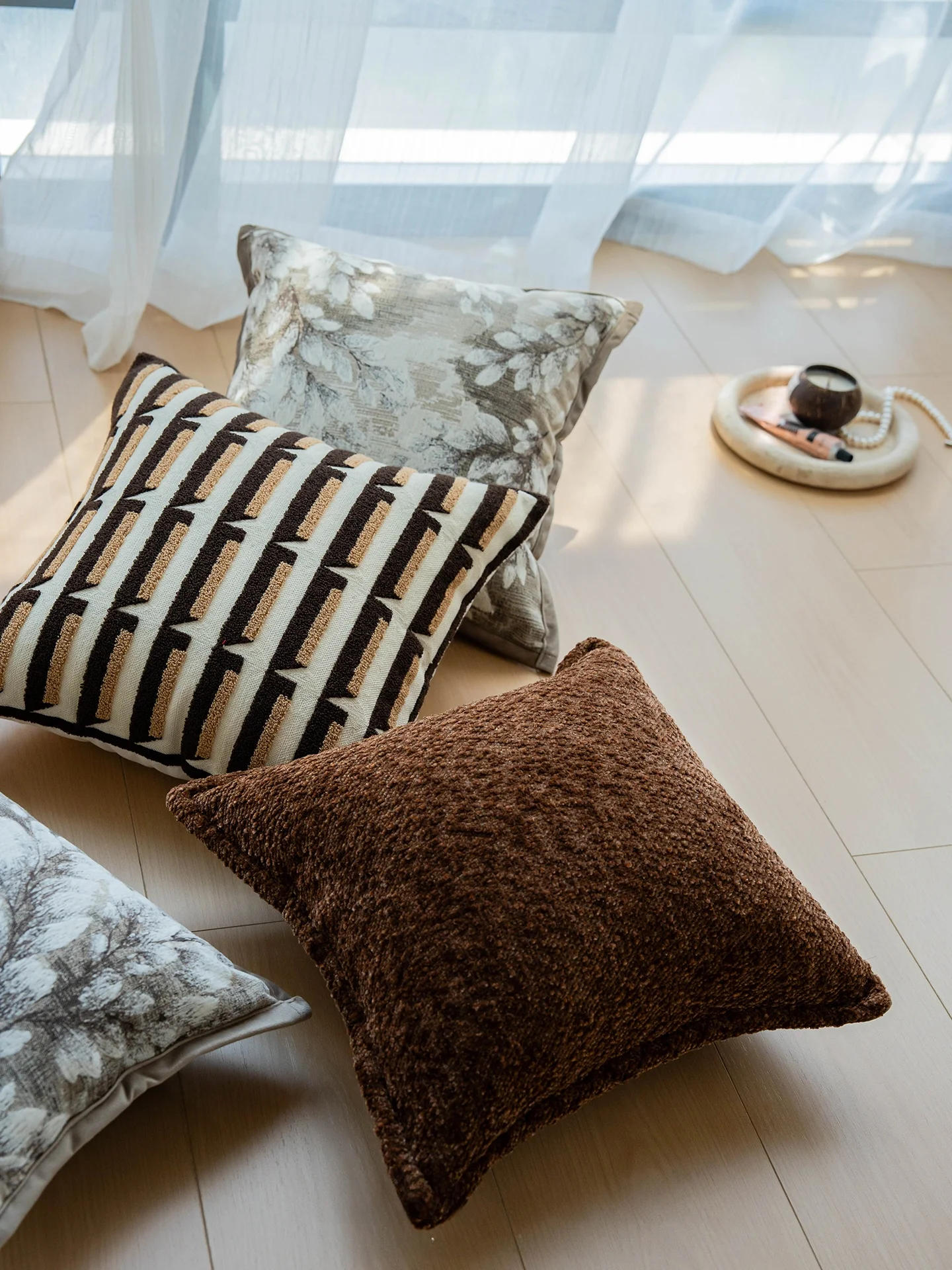 Elegant Brown Floral Embroidery Pillowcase Vintage Style Square Pillow Car Lumbar Support Cushion Home Sofa Bedroom Decor