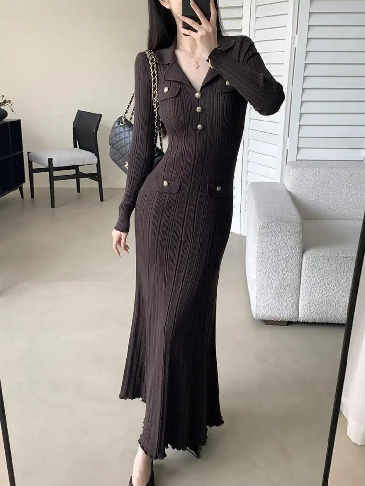 Femmes coréennes marron élégant à manches longues robes à revers automne hiver tentation mince Festival queue de poisson robe tricotée 2025 Simple