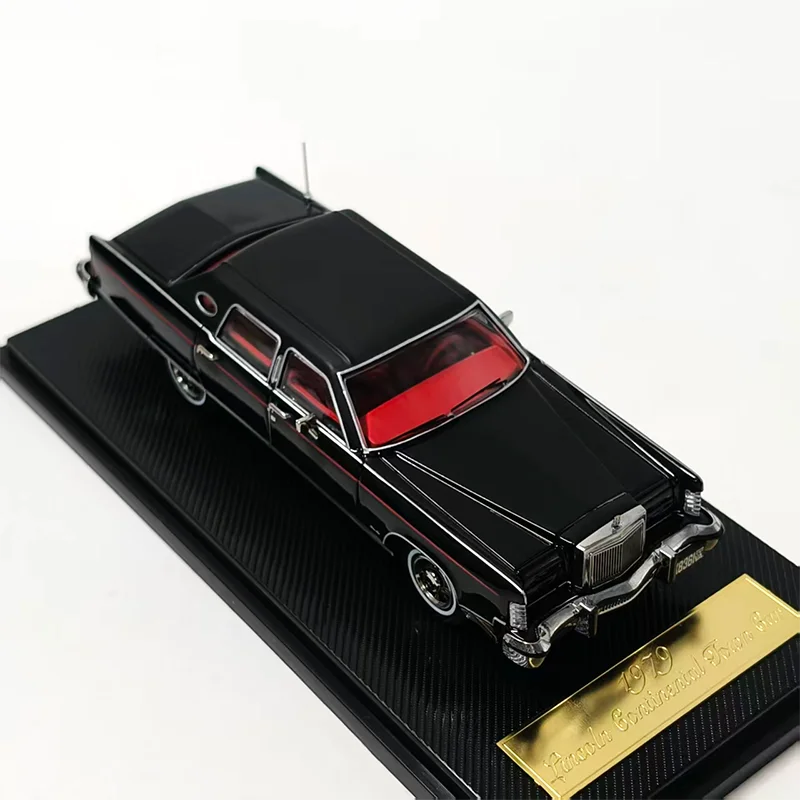 Sun Star aleación 1/64 1979 Lincoln Continental Town coche modelo adulto colección clásica exhibición regalo recuerdo niño juguete