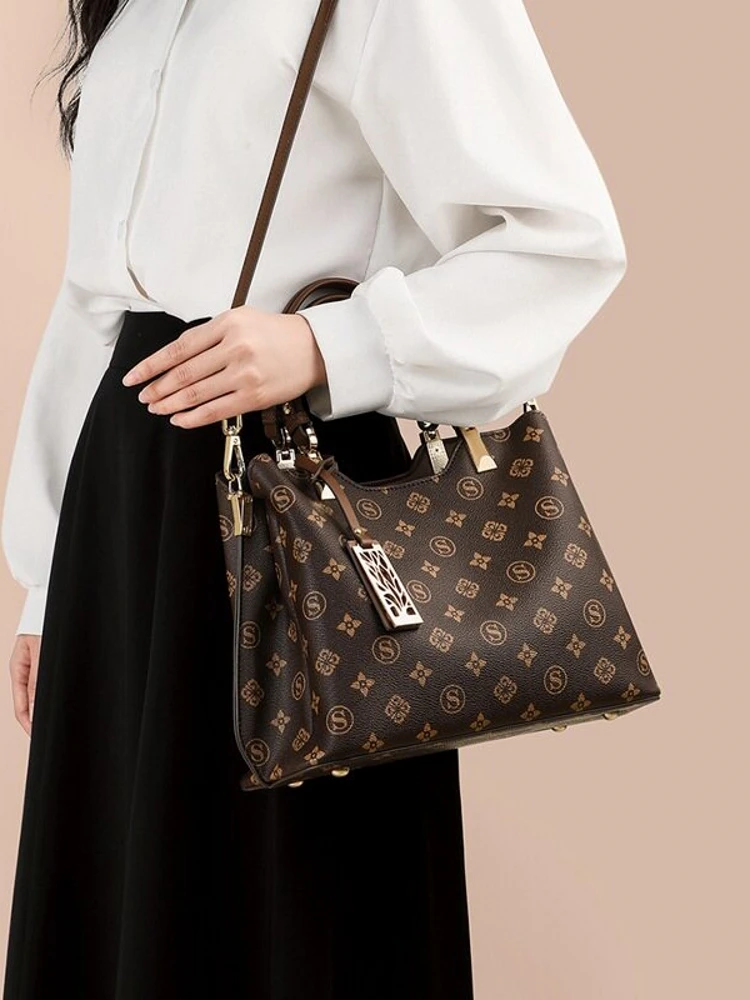 2026 New Spring Summer Mom Crossbody Bag High-End Sensation Women's Handbag Trendy Single Shoulder Bag Handbag Large Size