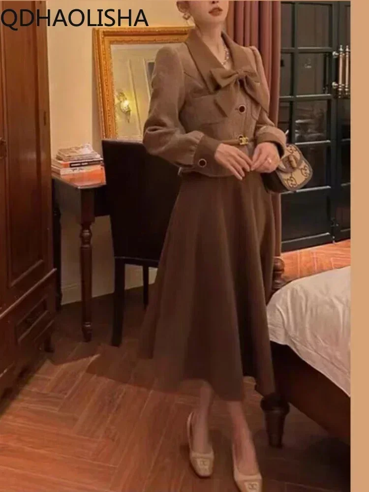 Set per le donne 2 pezzi autunno elegante abito Vintage cappotto corto abito a mezza lunghezza Set temperamento dimagrante 2 pezzi Set Outfit