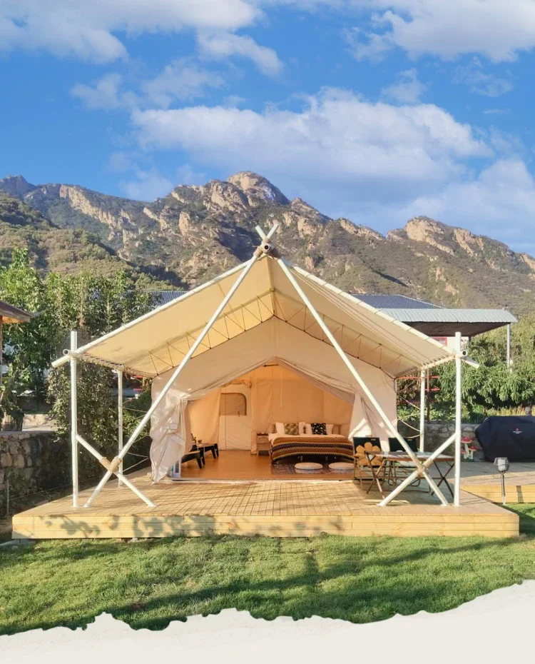 Luxury nomadic hotel-style tents, outdoor tourism, camping sites, scenic spots, resorts, wooden houses