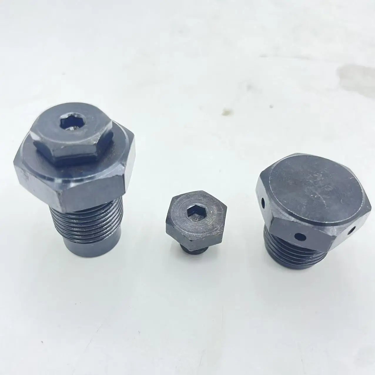 Detalhe 4 de Válvula solenoide 16/20mm Excavator Breaker Nitrogen Valve Gun Head Nitrogen Filling Nozzle 68 75 85 100 135 Exhaust Screw Air Valve Gás e combustível
