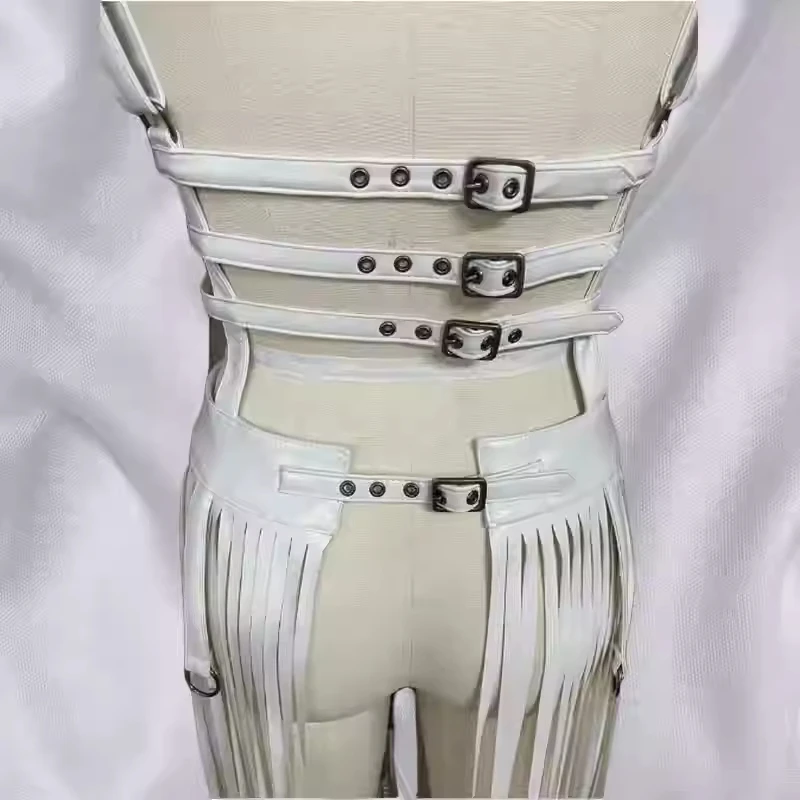 Nowa skóra PU gorąca dziewczyna seksowna czysta pożądanie długa sukienka z szelkami frędzle bez pleców skórzana klamra wydajność garnitur bar DS występ