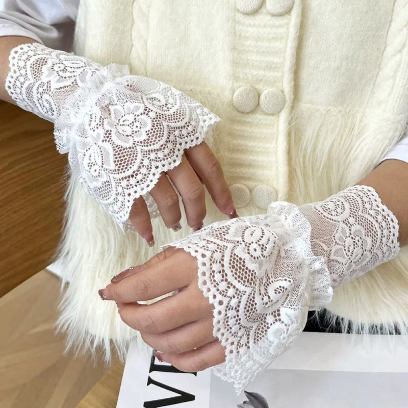 

1Pair Detachable Lace Wrist Cuffs Lolita Hand Sleeve Sweet Floral Ruffled Gloves Solid Black White Arm Sleeves Wedding Accessory