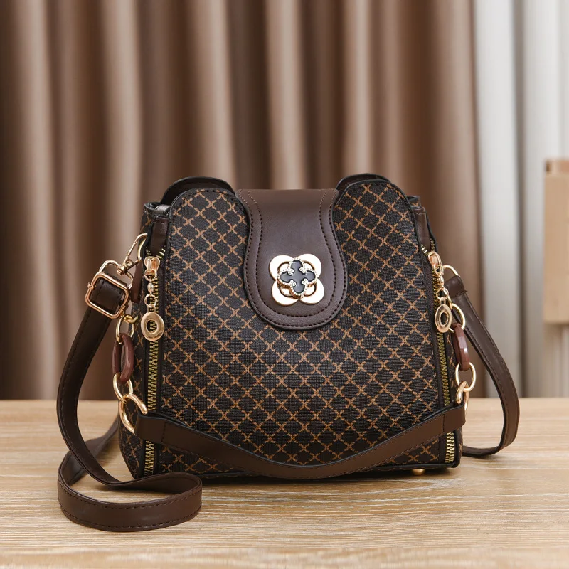

New Women Handbag Bag Luxury Design Bucket Shoulder Crossbody Bag Flip Check Print Large Capacity Single Shoulder Straddle Bag