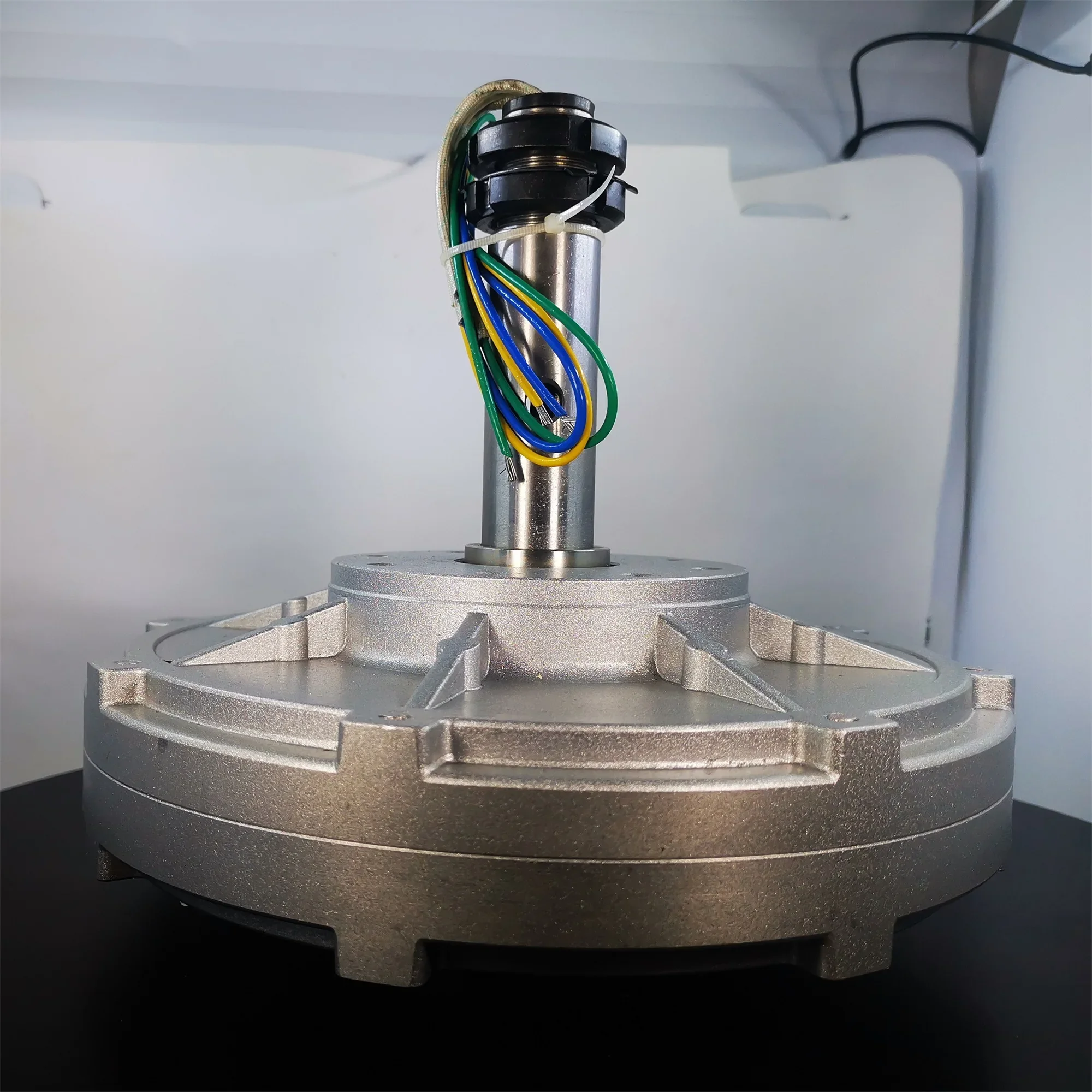 風力発電機 外部ローター発電機 50W 100W 200W ディスク磁気浮上発電機