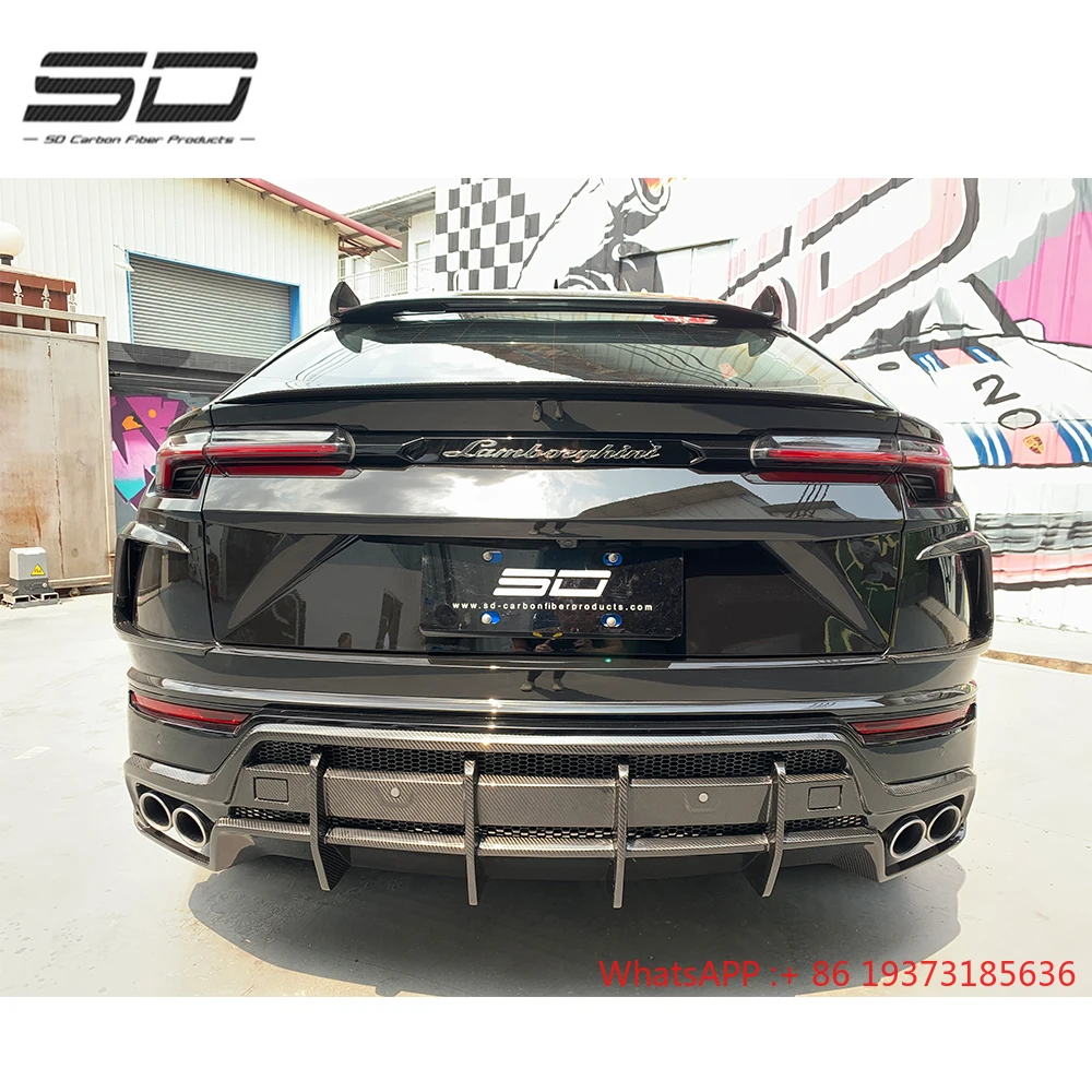 For  Urus TC Style Carbon Fiber Full Set  Body Kit Front Bumper Side Skirt Rear Bumper for Lamborghini Urus