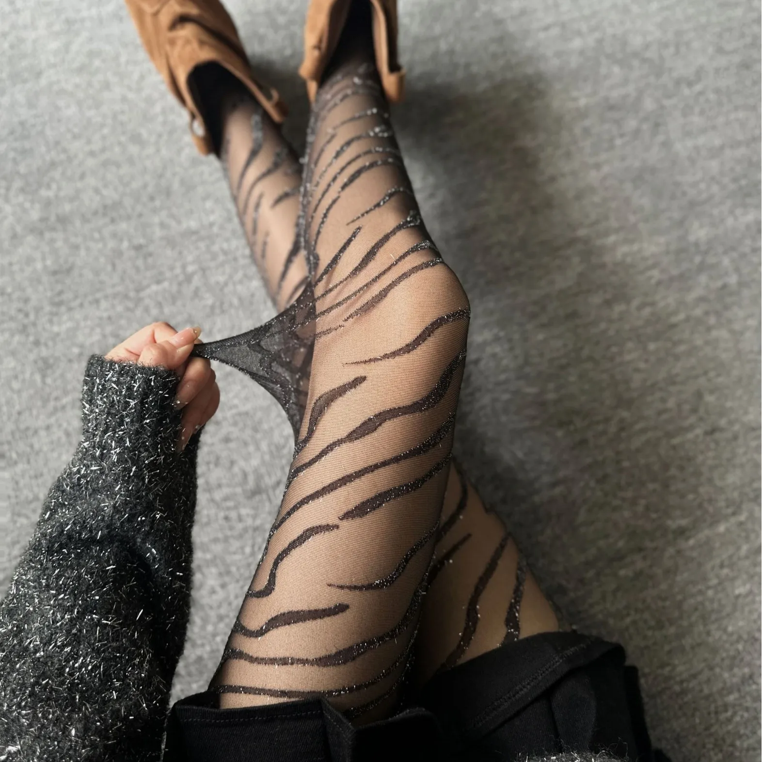 Fashion Striped Ladies Pantyhose Thin Black Reflective Silver Wire Flocking Zebra Print Spice Lolita Personality Tights