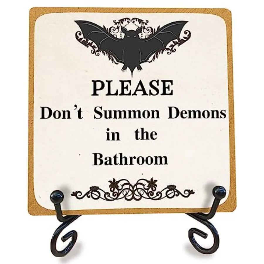 علامة خشبية قوطية لديكور الحمام يرجى عدم استدعاء الشياطين في الحمام هدايا مكتب المنزل المضحكة للرجال والأصدقاء Cowork
