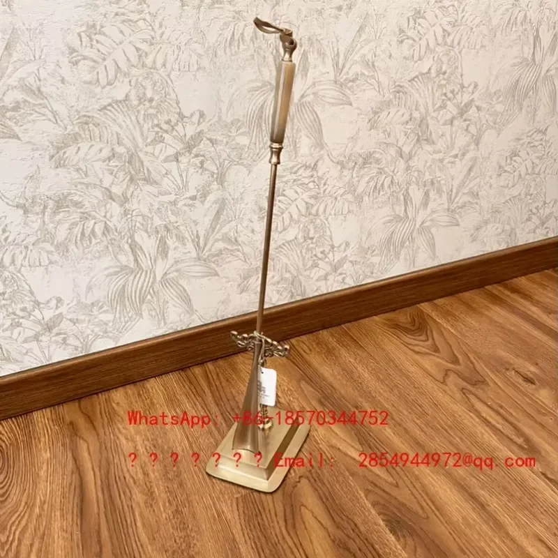 Retro Long Handle Shoehorn Light Luxury Shoe Horn Creative Entrance Decor Household Shoe Lifter Aid for Men Women Easy Use