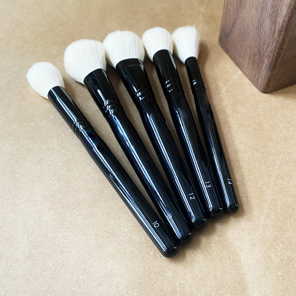 WG Face Makeup Brushes for Powder Cheek Highlight Sculpt Cream Foundation with Natural Goat Hair