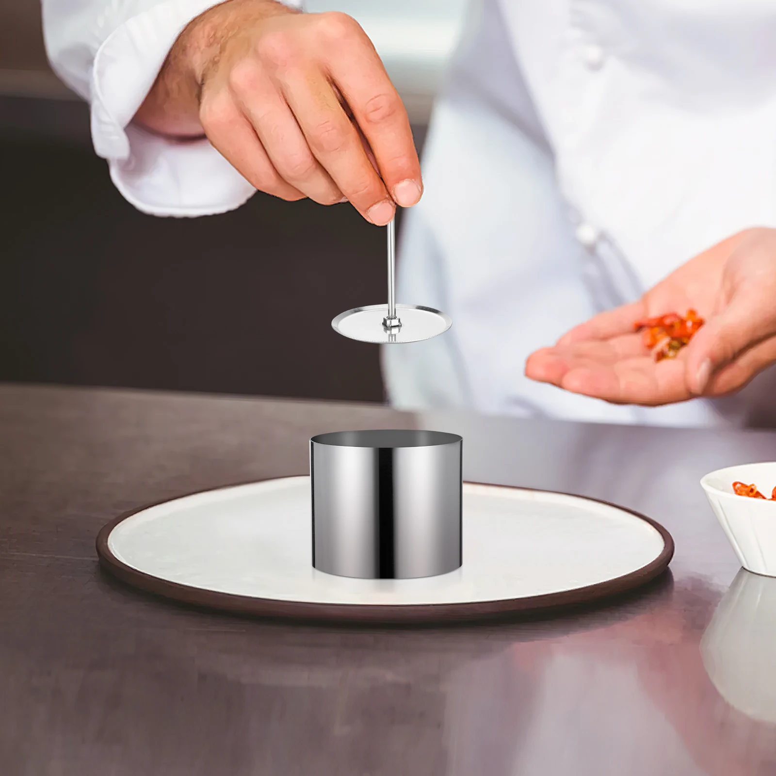 

3pcs Stainless Steel Round Cold Dish Mold Easy Press Cold Salad Shaper Utensil Lightweight Kitchen Gadget For Home