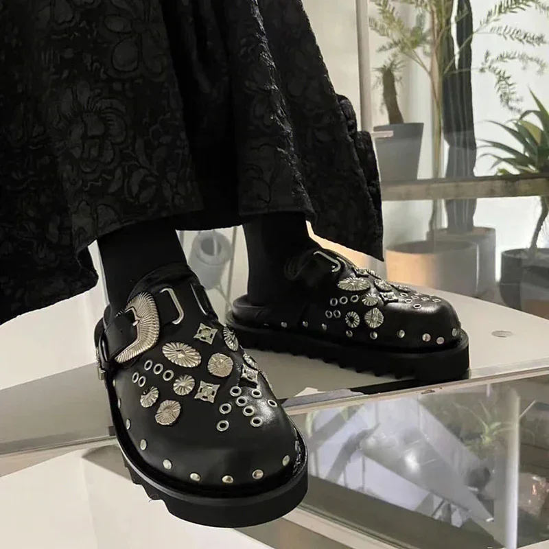 

Closed Rivet Hole Flat Slippers Summer for Women Thick Bottom Non-Slip Sandals Woman Summer 2025 Fashion Shoes for Women