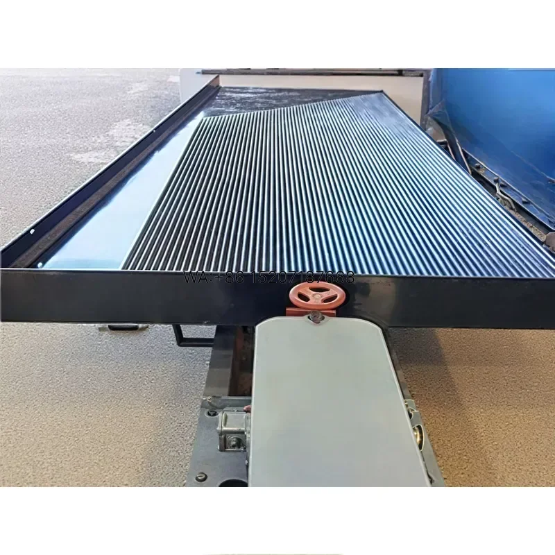 Wmwmnu High Efficiency Mineral Processing Equipment Shaking Table for Ore