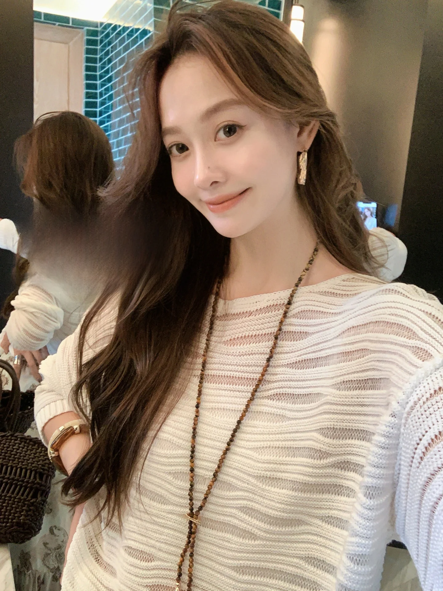 

MeiYang White Wave Knitted Long Sve Hollow out round Ne Friday Top Soft Loose Fit Women's Faion Autumn Season Regular ...