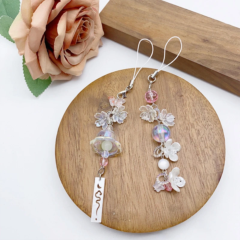 Y2K Fashion Sweet Flower Beaded Wind Chime Pendant Cute Phone Charm Strap Keychain Woman Bag Charm Decoration Gifts