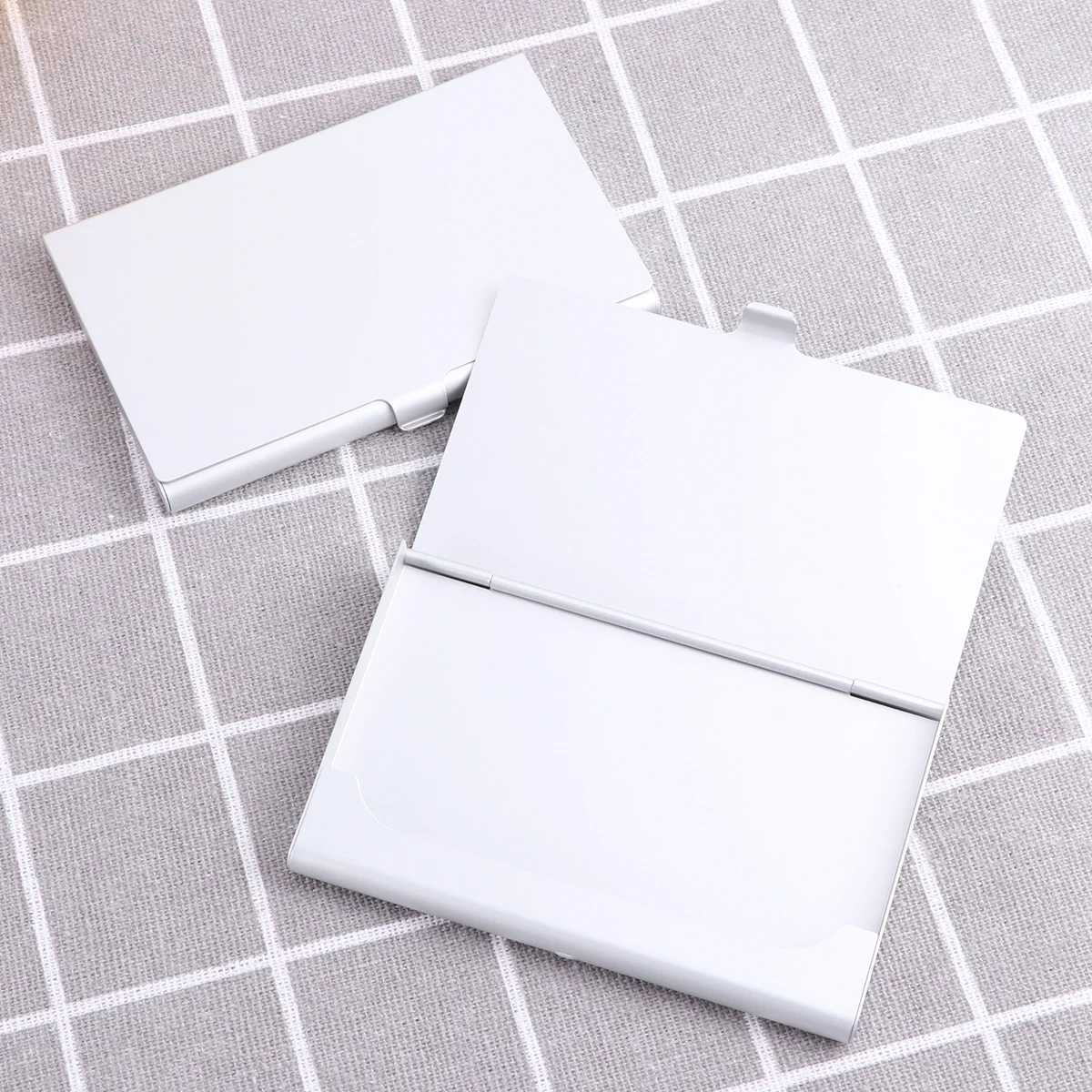 

2Pcs Fashion Aluminum Alloy Business Card Holder for Id Credit Cards Compact Metal Name Case Organizer Portable Pocket Gift