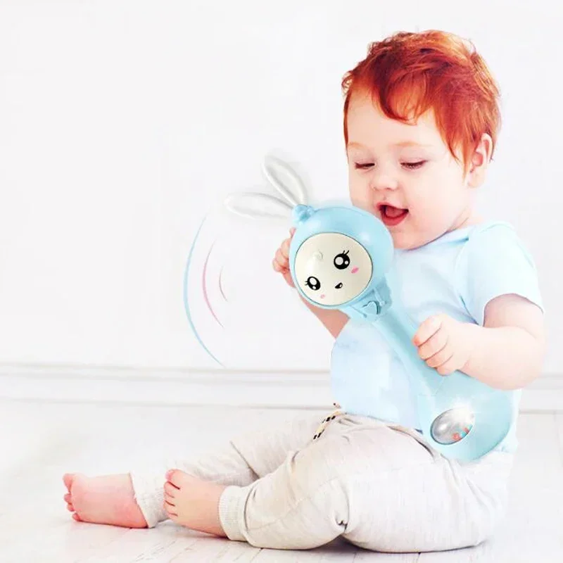 HOT Baby Rattles ทารกแรกเกิด Hand Bells ทรายค้อนของเล่นเพื่อการศึกษาหูนุ่ม Teether สําหรับเด็กทารก Light-up ดนตรีสําหรับเด็ก