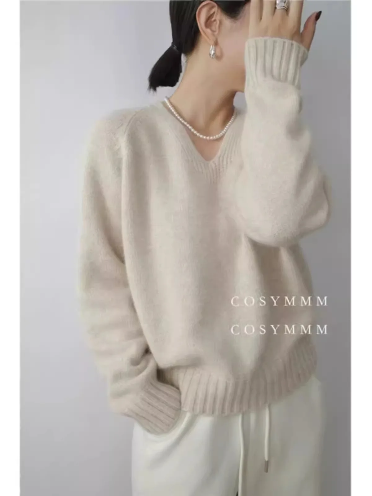 Commuter loose V-neck cashmere knitwear women autumn and winter Korean version large size pullover sweater pure wool base shirt