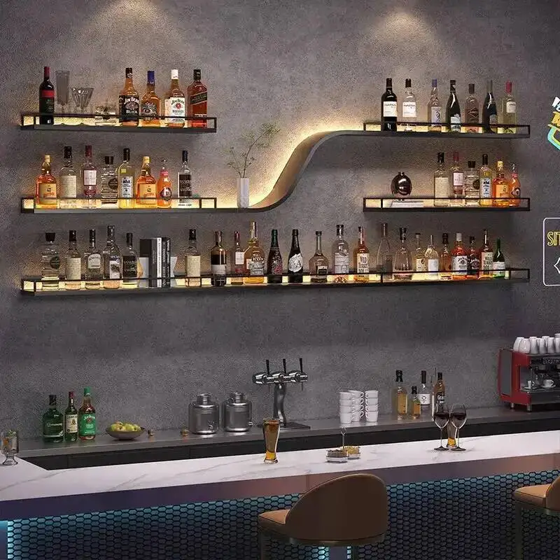 

Витрина-шкаф в скандинавском стиле: современная, качественная, для демонстрации деликатесов, экономит пространство, винтажная мебель для бара