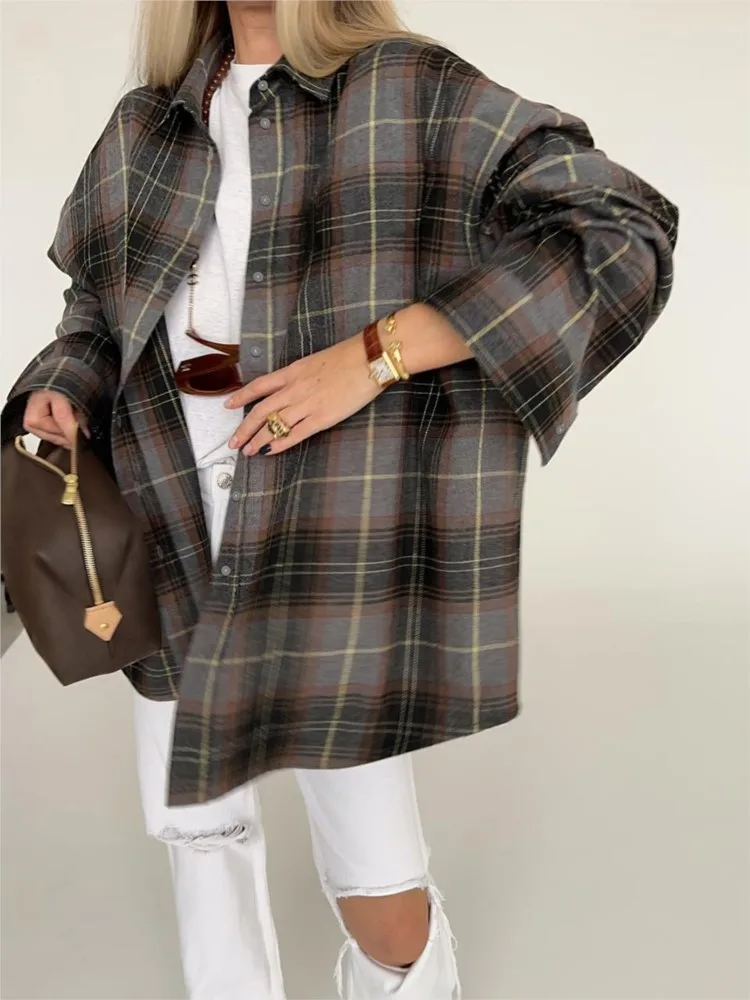 Primavera Autunno Nuovi Top Moda Camicia da donna scozzese allentata Camicette a maniche lunghe con risvolto vintage Elegante top classico Abbigliamento femminile