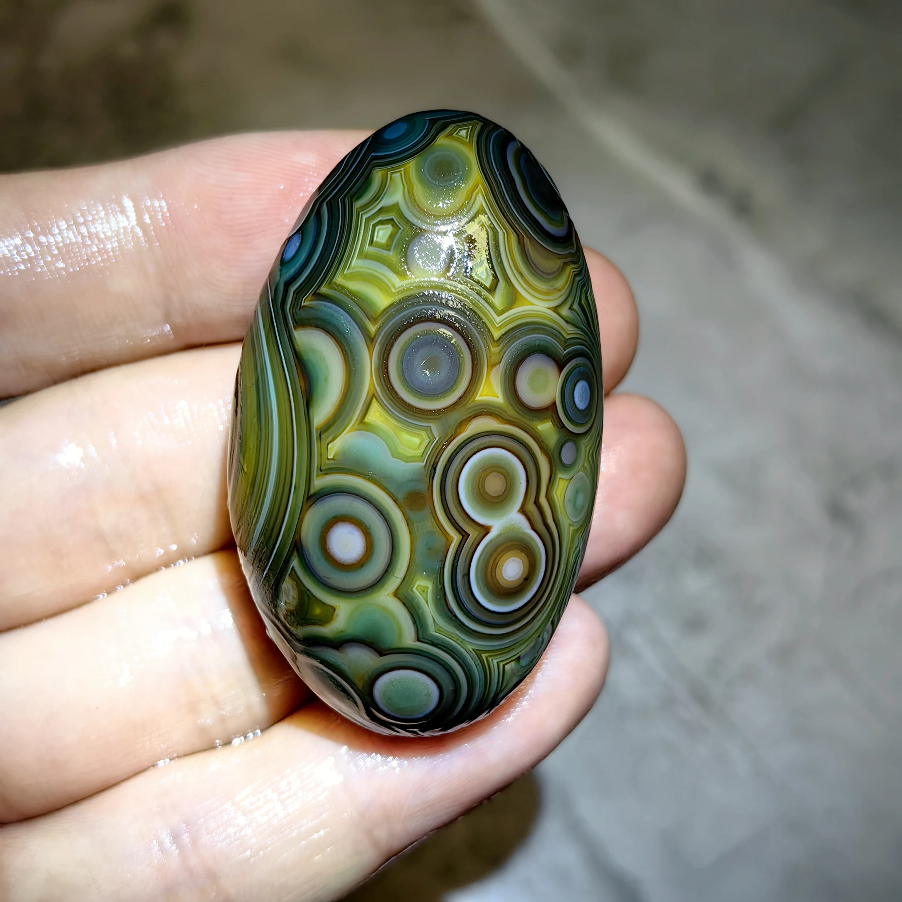Natural Gobi Eye Agate Stone with Flower Eye Unique Concentric Ring Chakra Balance for DIY Jewelry Making Desktop Decor Gift