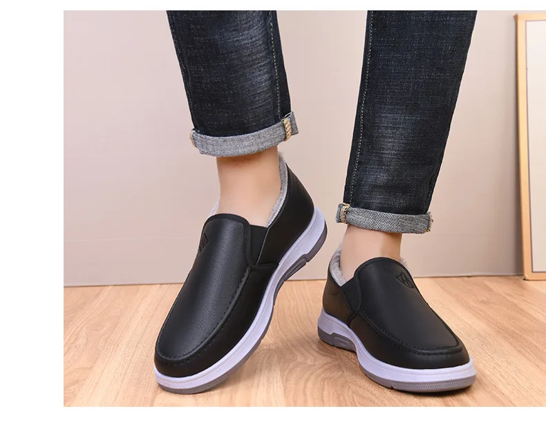 Herren-Winterschuhe mit Fleece-Futter, lässiger Schnitt, zum Hineinschlüpfen, wasserdichtes PU-Obermaterial, rutschfeste, dicke Sohle, warmes Schuhwerk für ältere Herren. – Detail 21