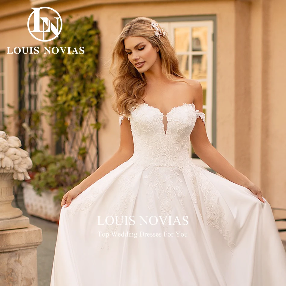 LOUIS NOVIAS A-Line Wedding Dresses For Woman Sexy Sweetheart Off the Shoulder Appliques Button Wedding Gown Vestidos De Novia