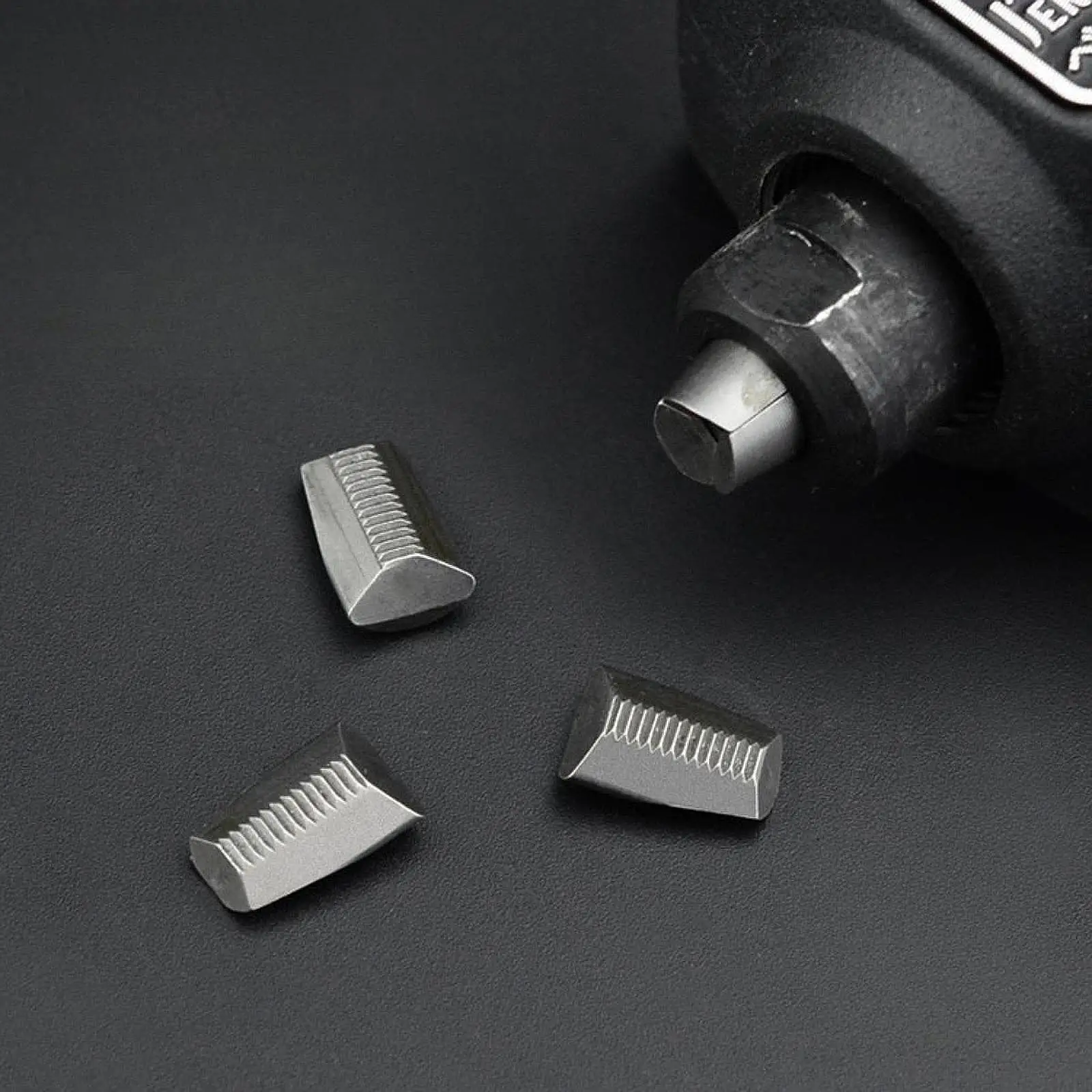 Replacement Jaws Universal Fit Pneumatic Rivet Machine Steel Clamps Easy Install Repair Kit for Air Power Riveting