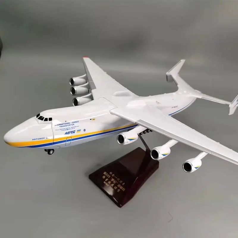 

Ukraine Antonov An-225 An-225 Mriya 42cm 1/200 Model Transport Aircraft Aircraft Resin Plastic Replica Toys Collection Display