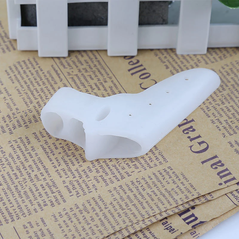 Skuteczny ochraniacz koślawości Trwały korektor palców Regulowany wygodny separator palców Korektor palców u stóp na ból koślawości stóp