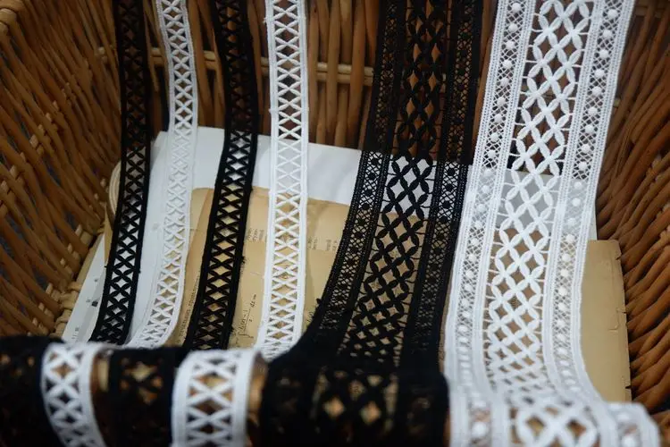 3yards/lot 2cm/2.5/6.5cm White Black Bilateral Embroidered Lace Trim DIY Sewing Crochet Trim Milk Silk Clothes DIY Ribbon SC106