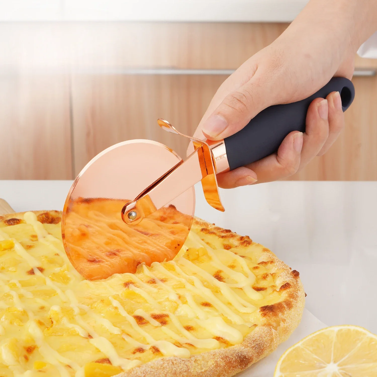 PizzaCutter Stainless Steel Pizza Cutter Wheel Super Sharp Pizza Slicer with Non Slip HandleHeavy Duty Smooth Rotating Rose Gold