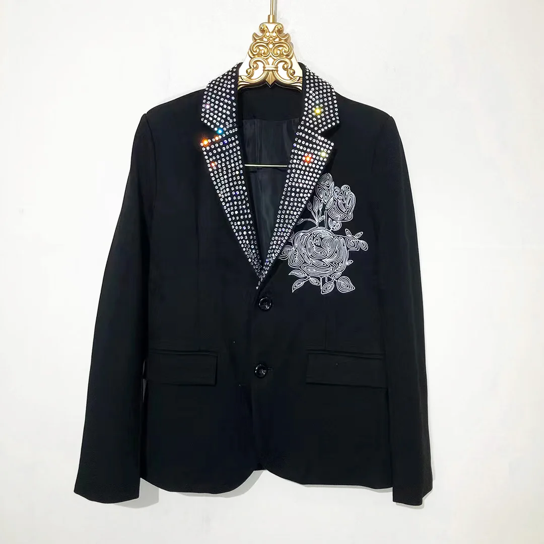 

Men Fashion Black Rhinestones Rose Embroidery Blazer Casual Suit Coat Evening Party Male Singer Star Concert Performance Tuxedo