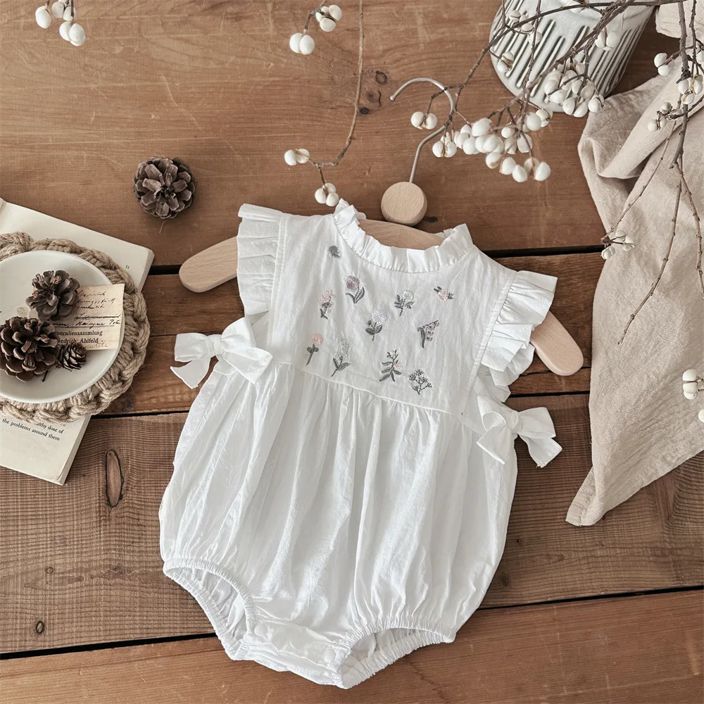

INS Summer Infant Embroidery Floral Side Waist Bow Romper Baby Girl Short-sleeved Climbing Suit