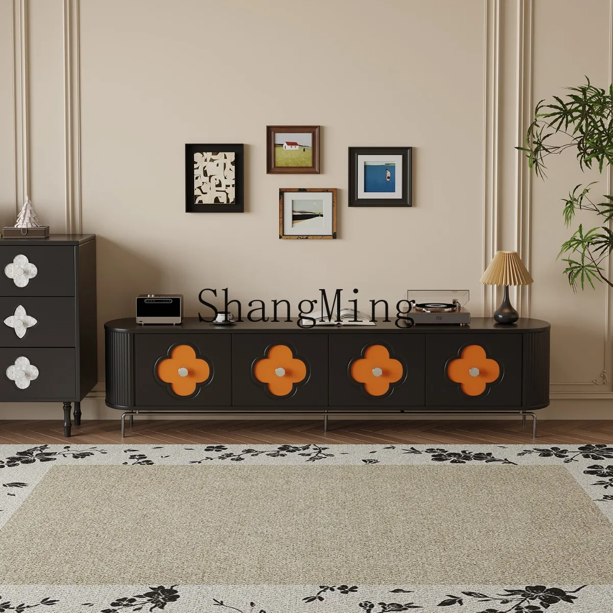 

CL Retro Four-Leaf Clover TV Storage Cabinet Living Room Black Light Luxury Style Solid Wood AV Cabinet