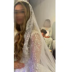 Customized Crystal pearl lace veil with hair comb luxury 2025 new wedding accessories white veil bride cathedral