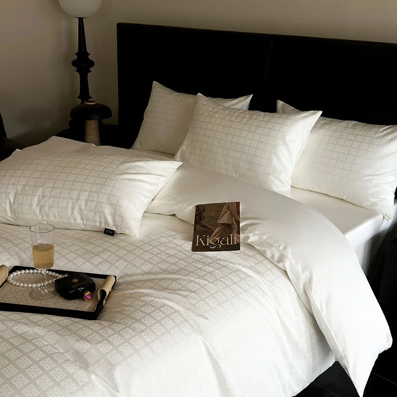 

Solid Luxury Duvet cover Comforter embroidery 100% Cotton Bedding set for Winter Duvet velvet Cover full Size