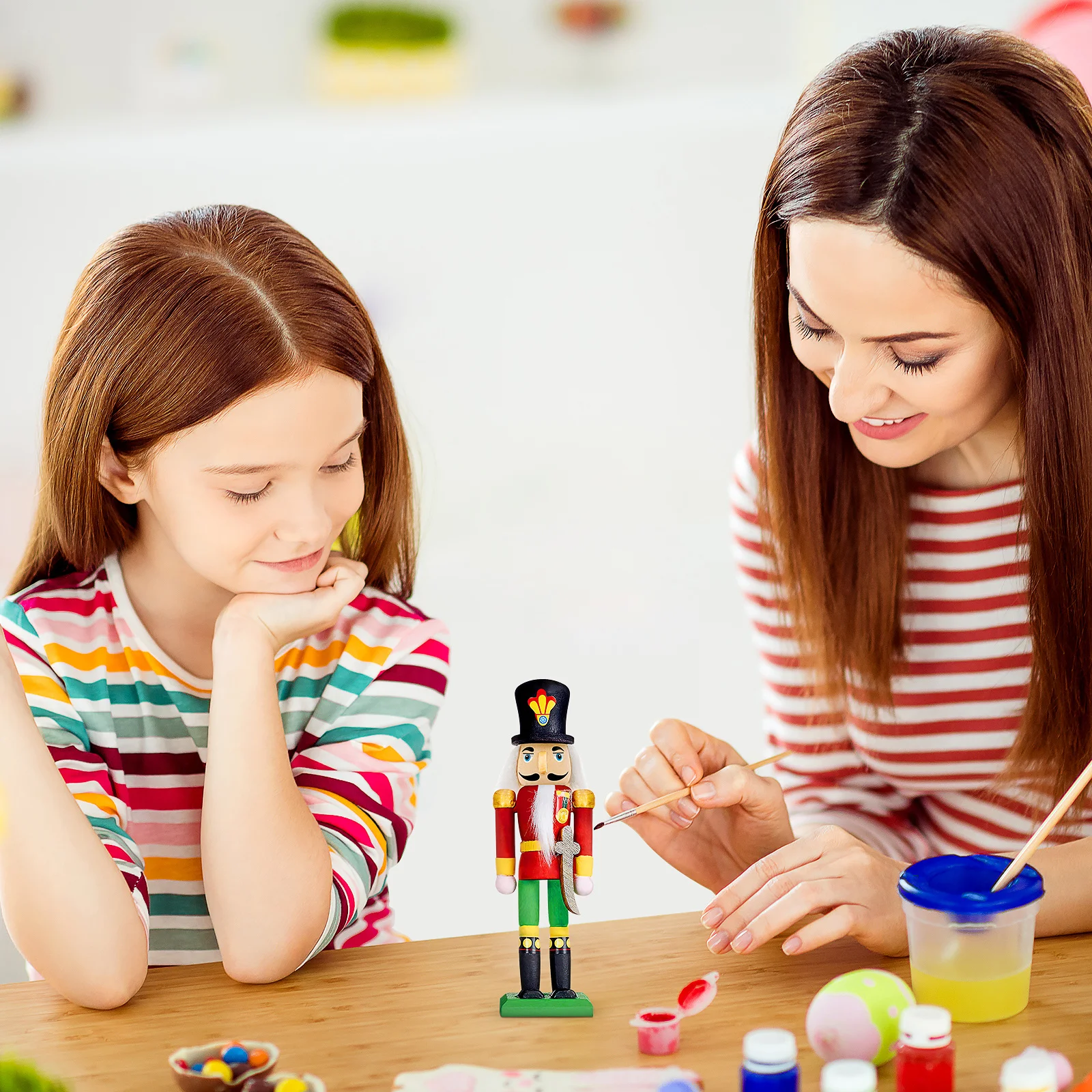 

1Set Wooden Walnut Soldier Puppet Christmas DIY Painting Ornament Craft Kit Festive Desktop Decor for Family Fun Activity