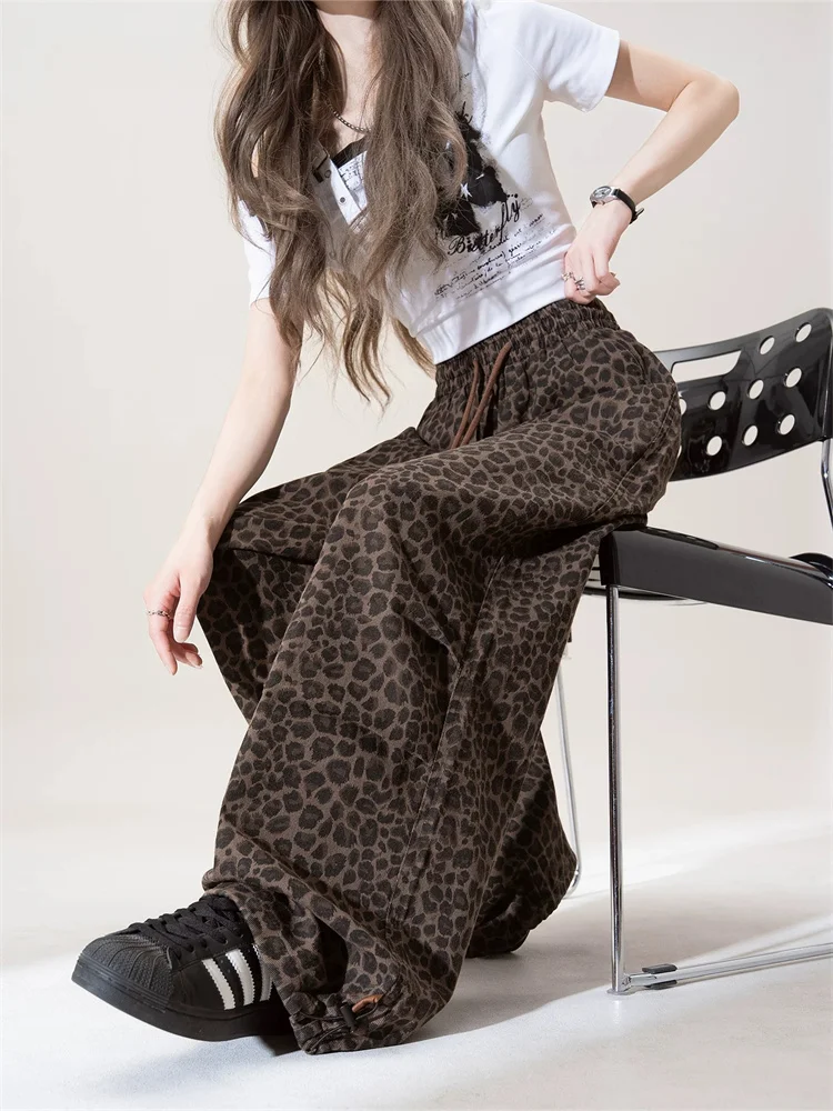 Leopard Print Cargo Pants Women 2025 Summer American Vintage Wide Leg Trousers Loose Unique Design Slim Fit Casual
